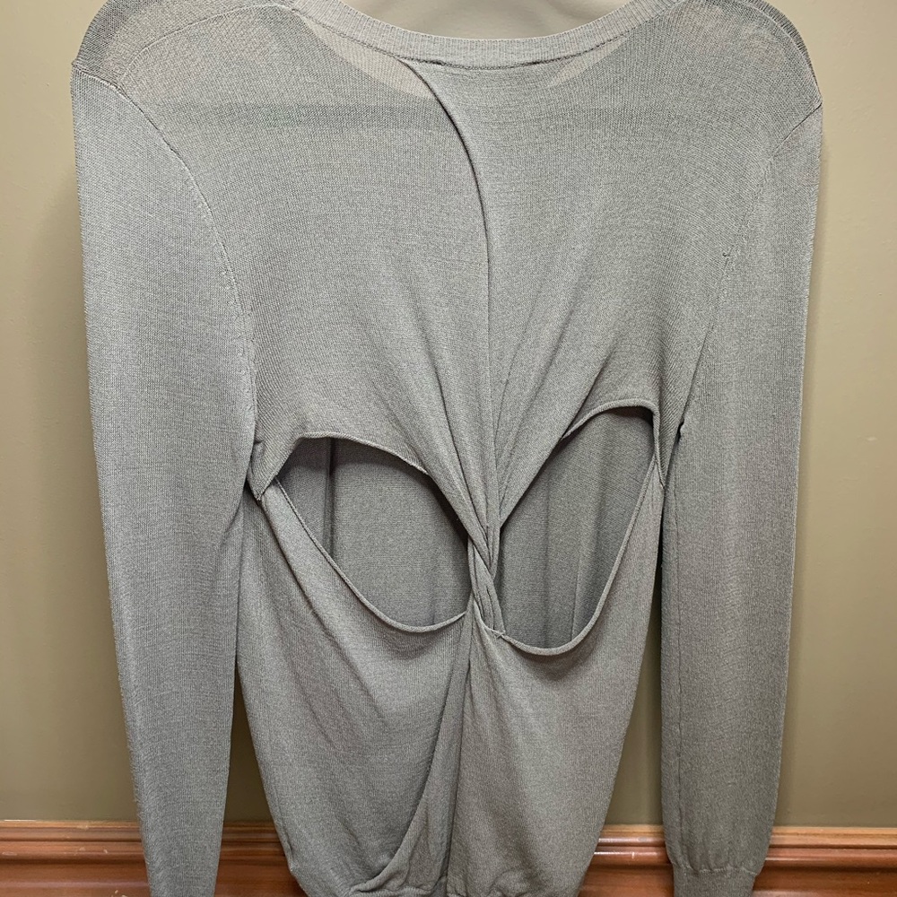 trouve brand top